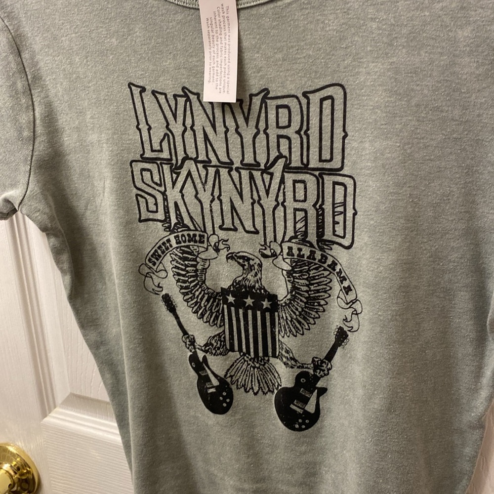 Lynyrd Skynyrd Graphic Green Baby Tee - Picture 3 of 7